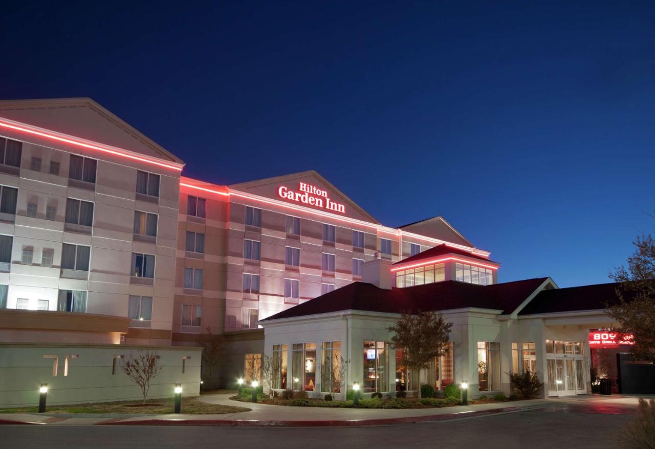 Hilton Garden Inn Oklahoma City Midtown Exterior photo